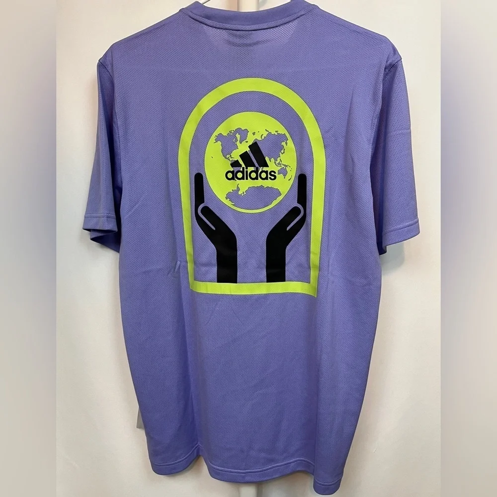 NWT. Men’s Adidas Light Purple Graphic Tee Small